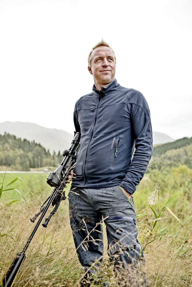 Egil Stavseng meiner det er greitt å byggje ei jakthytte som står i nokre år, og som har ein viss standard, når ein først byggjer. Egil Stavseng meiner det er greitt å byggje ei jakthytte som står i nokre år, og som har ein viss standard, når ein først byggjer.