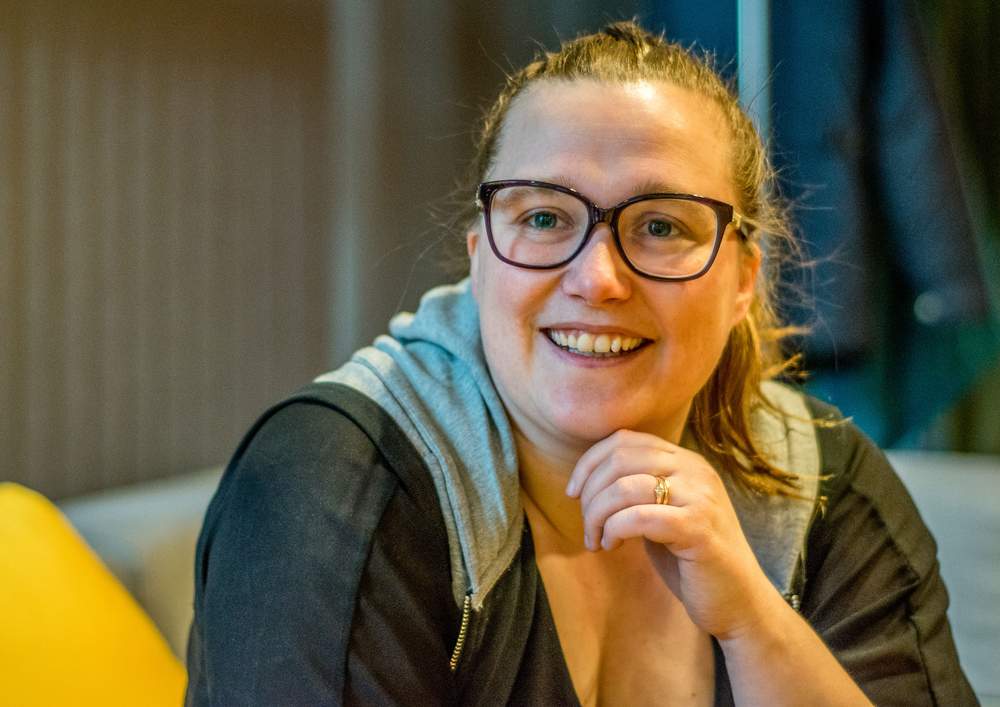 Kunstnerisk leder i Ålesund, Cecilie Lundsholt. Nylig ble Barneteatret Vårt nominert til to Heddapriser for ungdomsforestillinga «Othello». Foto: Ticiane Oliveira Kunstnerisk leder i Ålesund, Cecilie Lundsholt. Nylig ble Barneteatret Vårt nominert til to Heddapriser for ungdomsforestillinga «Othello». Foto: Ticiane Oliveira