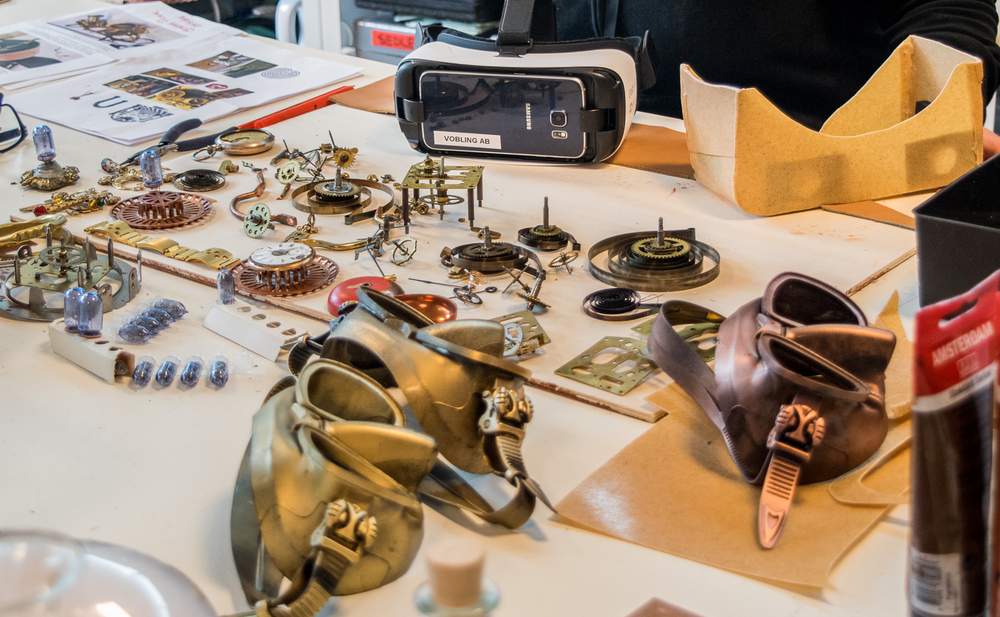 Detaljrikdommen er stor når steampunk-scenografien skal lages. Foto: Ticiane Oliveira Detaljrikdommen er stor når steampunk-scenografien skal lages. Foto: Ticiane Oliveira