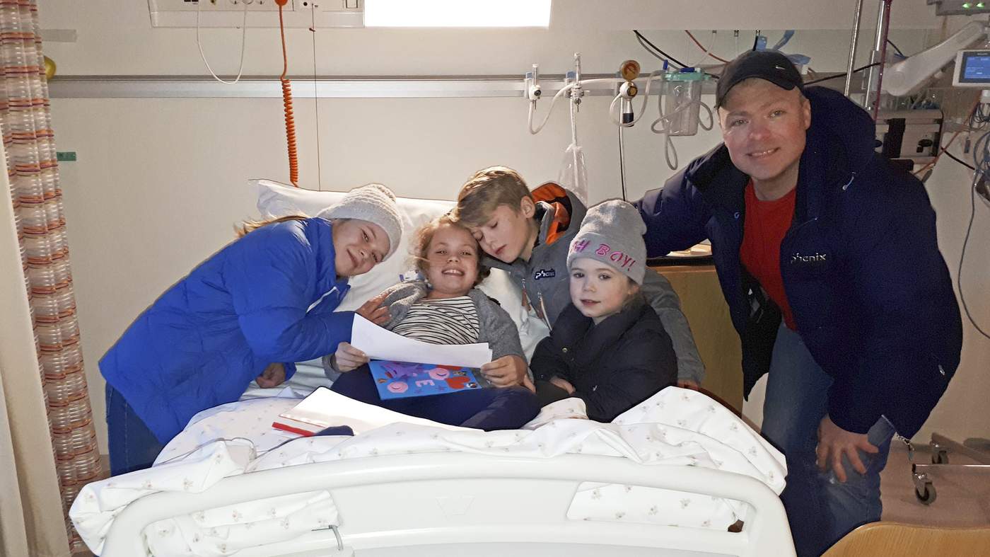 5. januar innlosjeres Julie på barneavdelinga i Ålesund, og de fire søsknene kan endelig være sammen igjen..